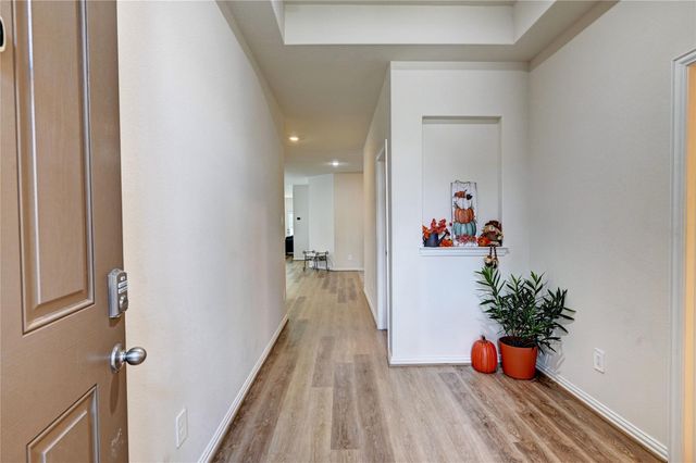 865 Spruce Pine Drive, Conroe, TX 77318