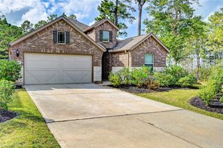 865 Spruce Pine Drive, Conroe, TX 77318