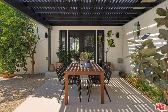 3712 S Muirfield Road, Los Angeles, CA 90016