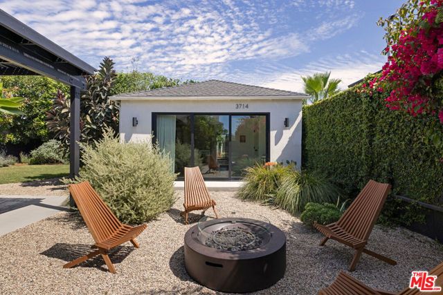 3712 S Muirfield Road, Los Angeles, CA 90016