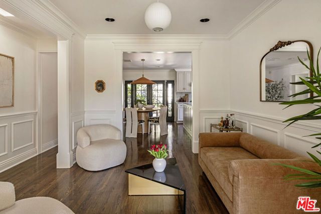 3712 S Muirfield Road, Los Angeles, CA 90016