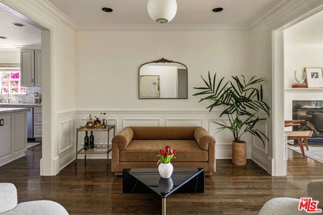 3712 S Muirfield Road, Los Angeles, CA 90016