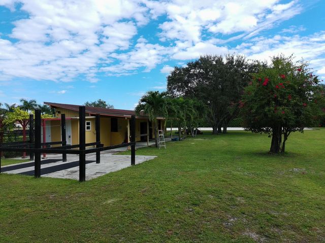 16693 Deer Path Lane, Wellington, FL 33470