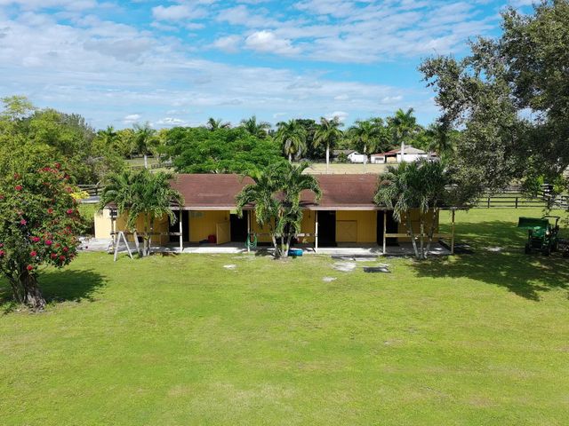 16693 Deer Path Lane, Wellington, FL 33470