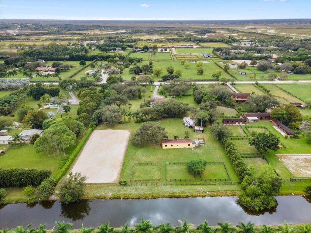 16693 Deer Path Lane, Wellington, FL 33470