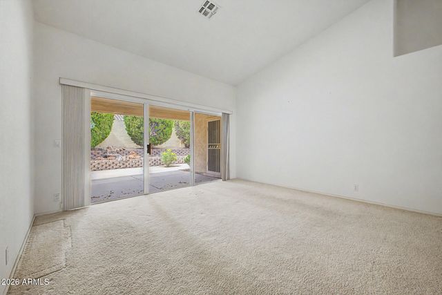 8456 W ROCKWOOD Drive, Peoria, AZ 85382