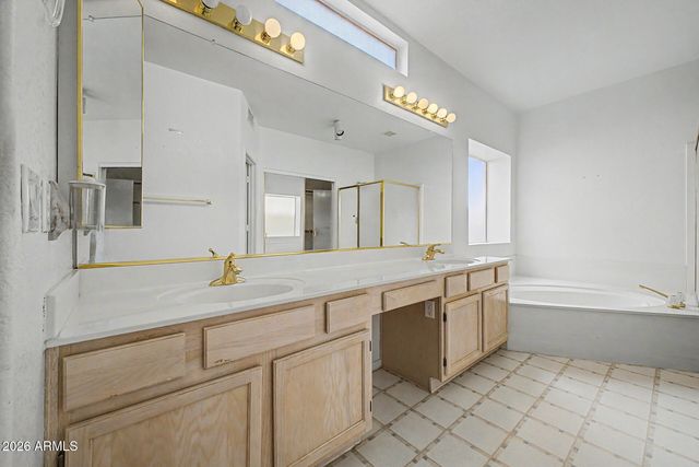 8456 W ROCKWOOD Drive, Peoria, AZ 85382