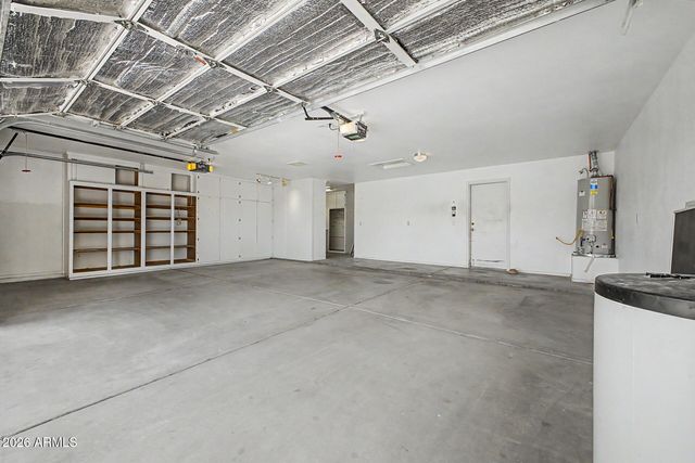 8456 W ROCKWOOD Drive, Peoria, AZ 85382