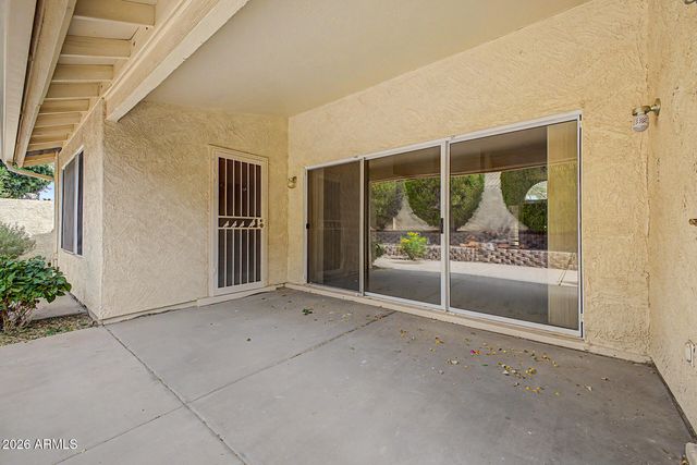 8456 W ROCKWOOD Drive, Peoria, AZ 85382