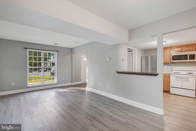 2583 ROBINSON PL, Waldorf, MD 20602