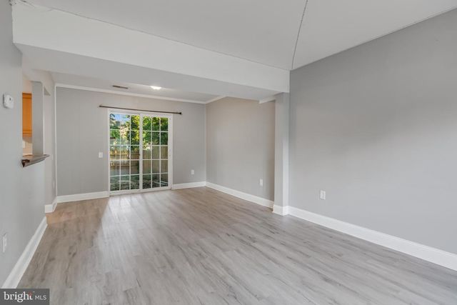 2583 ROBINSON PL, Waldorf, MD 20602