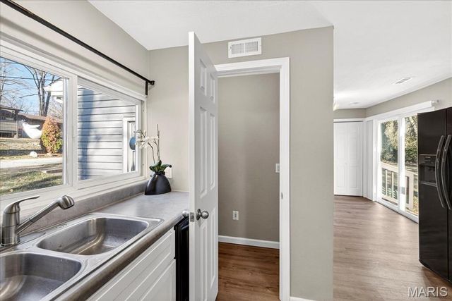 13 Melody Lane, St Charles, MO 63303