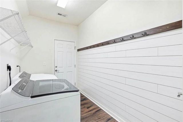 3805 Cottesmore Drive, High Point, NC 27265