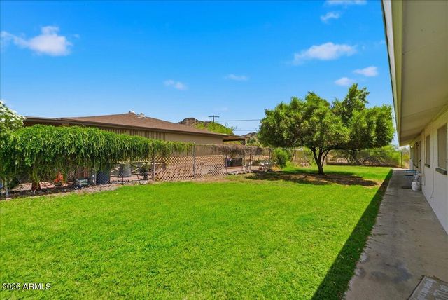 1321 E CAROL Avenue Apt 3, Phoenix, AZ 85020
