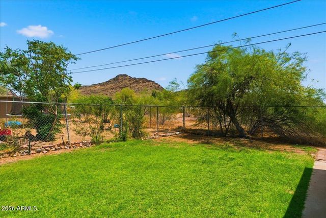 1321 E CAROL Avenue Apt 3, Phoenix, AZ 85020