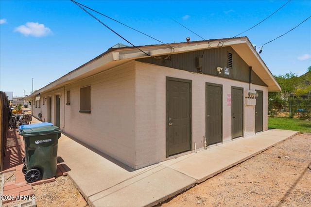 1321 E CAROL Avenue Apt 3, Phoenix, AZ 85020