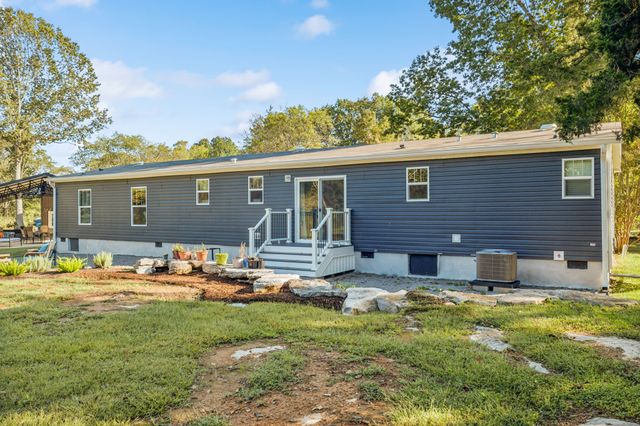 4650 Lunns Store Rd, Chapel Hill, TN 37034