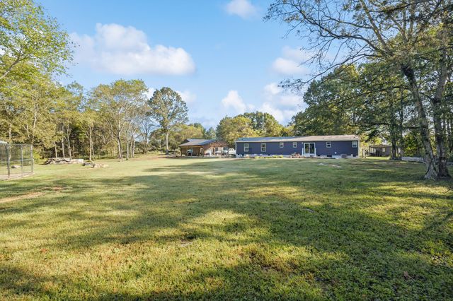 4650 Lunns Store Rd, Chapel Hill, TN 37034