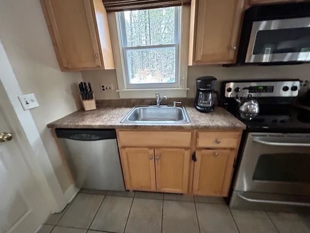 4 Skytop Drive, Newbury, NH 03255