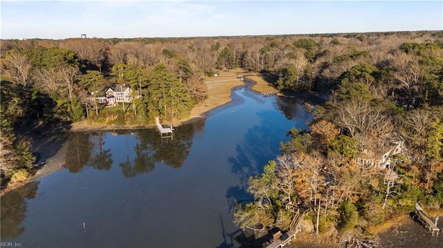 1273 Redwood Farm CT, Virginia Beach, VA 23452