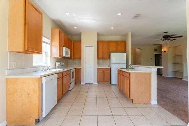 2563 ASTER COVE LANE, Kissimmee, FL 34758