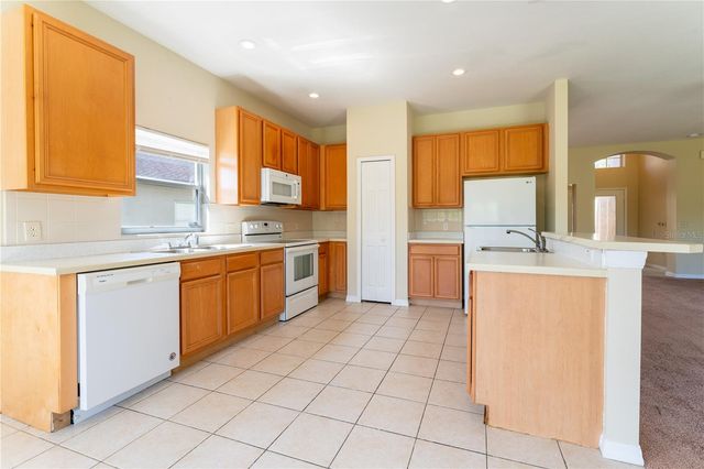 2563 ASTER COVE LANE, Kissimmee, FL 34758