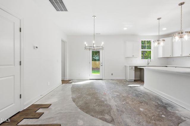 228 Telluride Court, Aberdeen, NC 28315