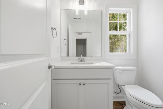 228 Telluride Court, Aberdeen, NC 28315