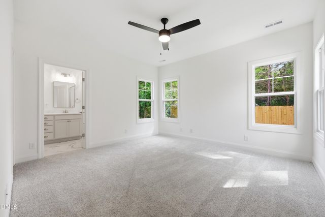 228 Telluride Court, Aberdeen, NC 28315