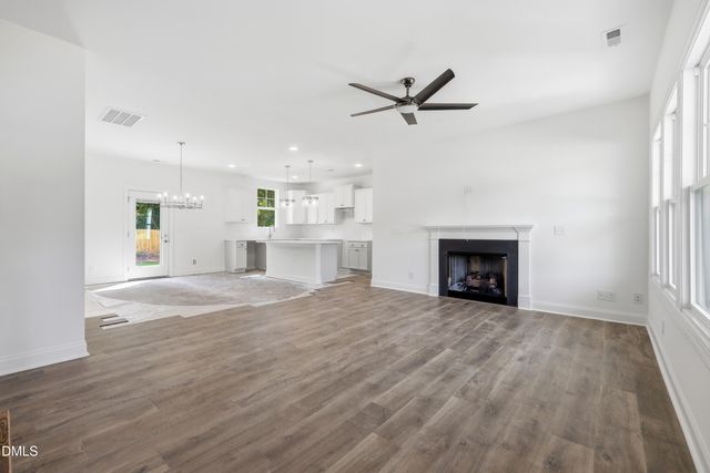 228 Telluride Court, Aberdeen, NC 28315