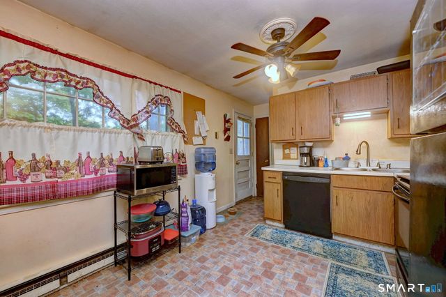 14 Horseshoe Drive, Waterbury, CT 06706