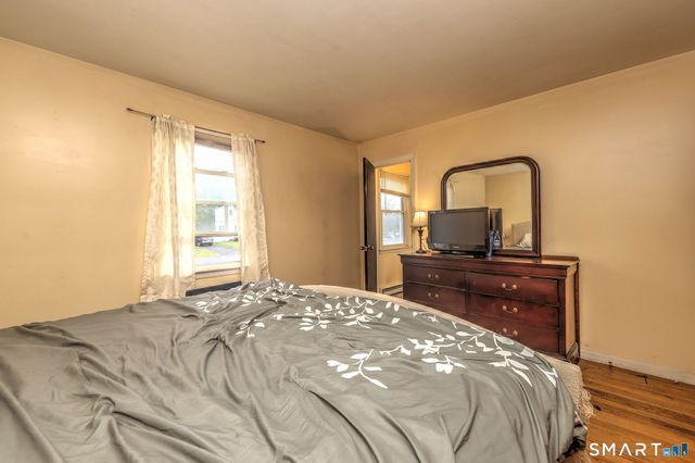 14 Horseshoe Drive, Waterbury, CT 06706