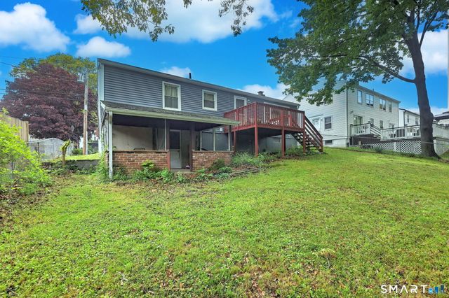 14 Horseshoe Drive, Waterbury, CT 06706