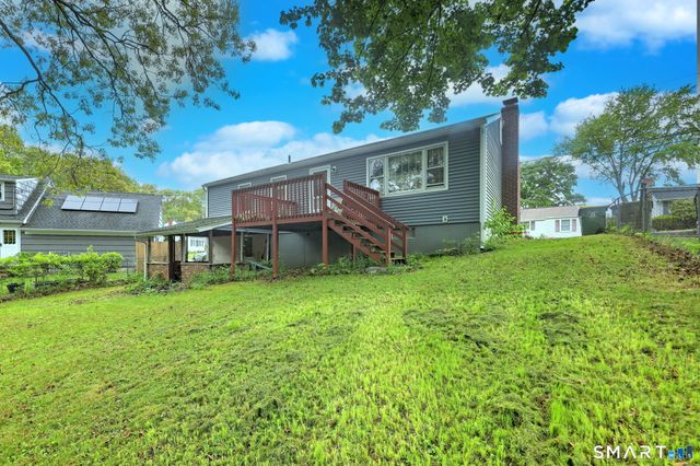 14 Horseshoe Drive, Waterbury, CT 06706