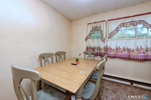 14 Horseshoe Drive, Waterbury, CT 06706