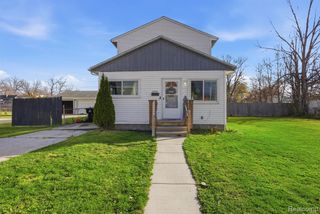 26604 Normandy Street, Roseville, MI 48066