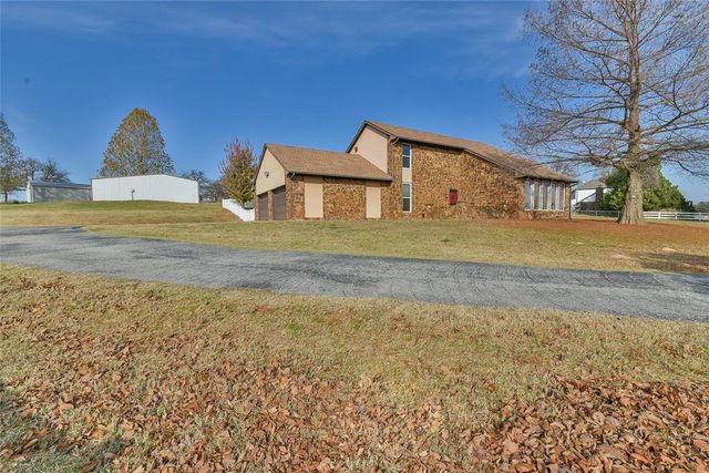 5001 N Luther Road, Harrah, OK 73045