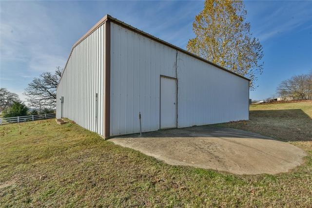 5001 N Luther Road, Harrah, OK 73045