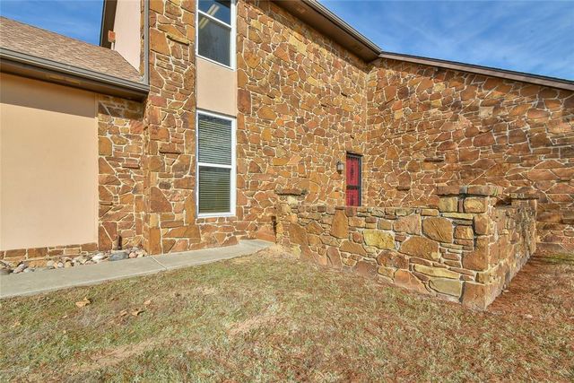 5001 N Luther Road, Harrah, OK 73045