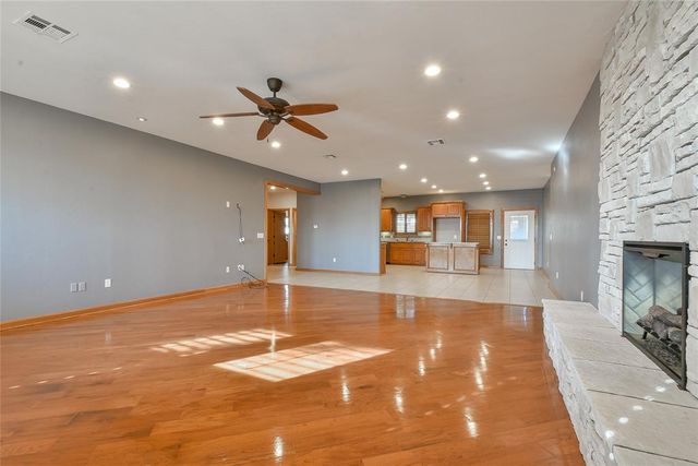 5001 N Luther Road, Harrah, OK 73045