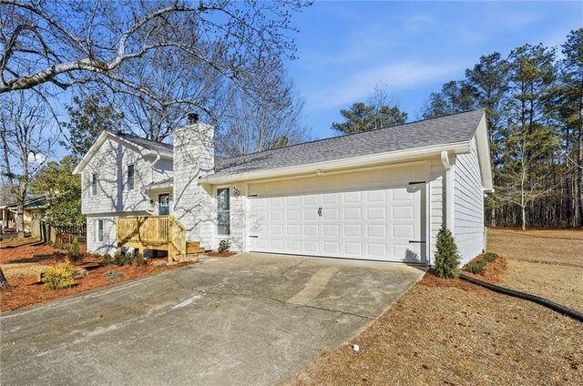 145 Timber Mill Circle, Carrollton, GA 30116