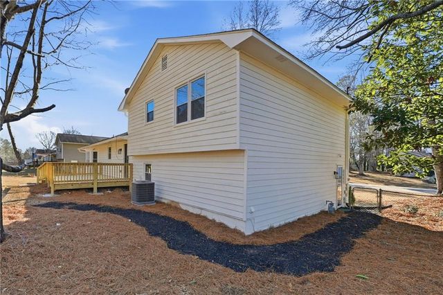 145 Timber Mill Circle, Carrollton, GA 30116