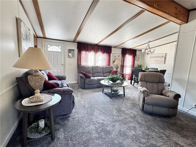 507 Blind Ln, Belle Vernon, PA 15012