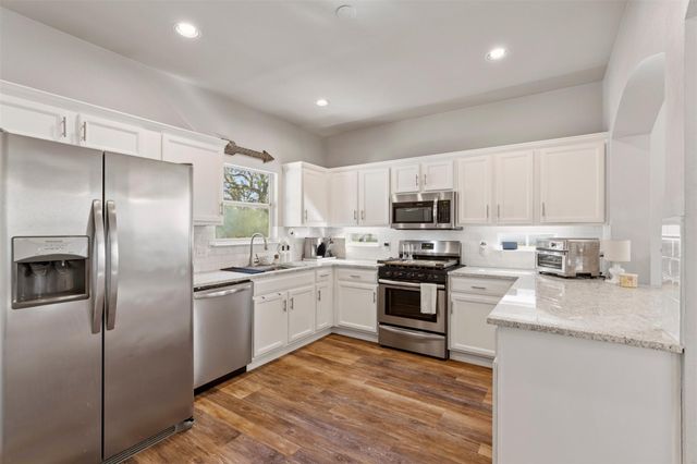 913 Bogart RD, Cedar Park, TX 78613