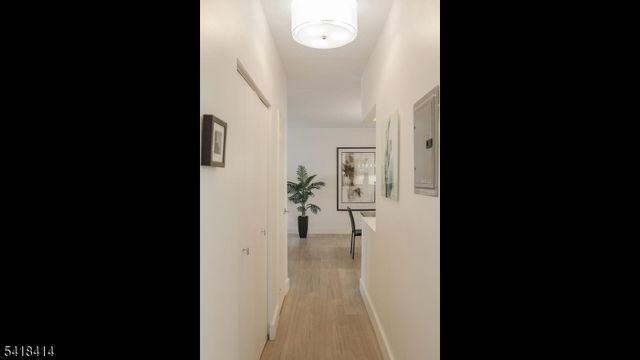 22 Riverside Dr B 7, Cranford Twp., NJ 07016