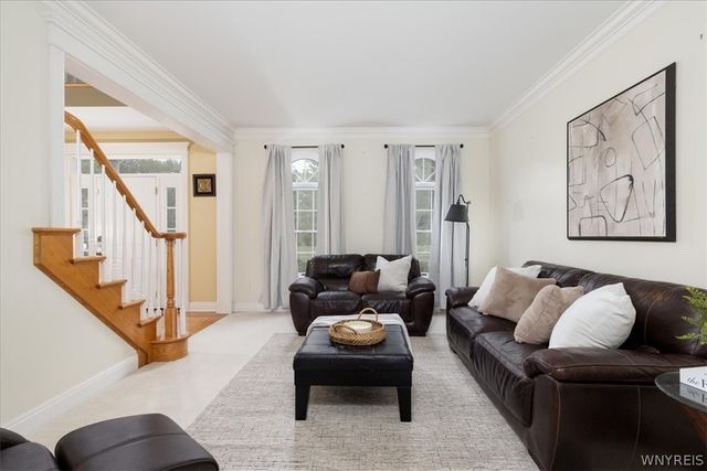 115 Via Foresta Lane, Amherst, NY 14221