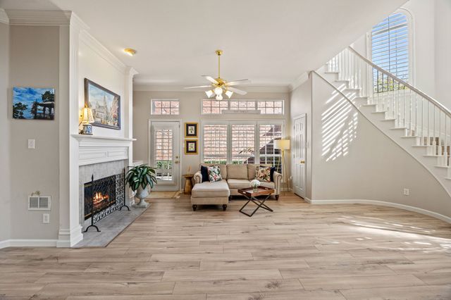 8625 Old Oak Drive, Irving, TX 75063