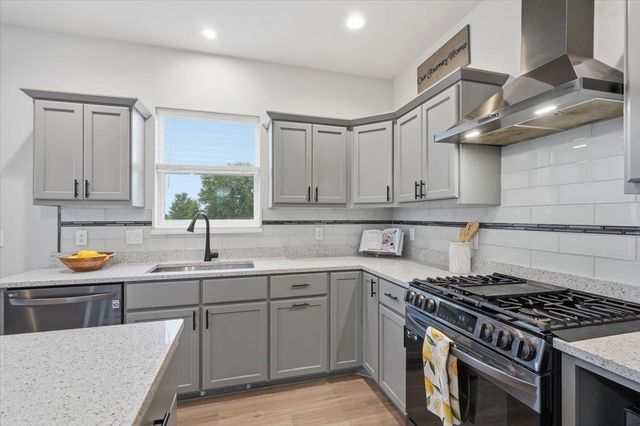 501 Fox Den Drive, Waunakee, WI 53597