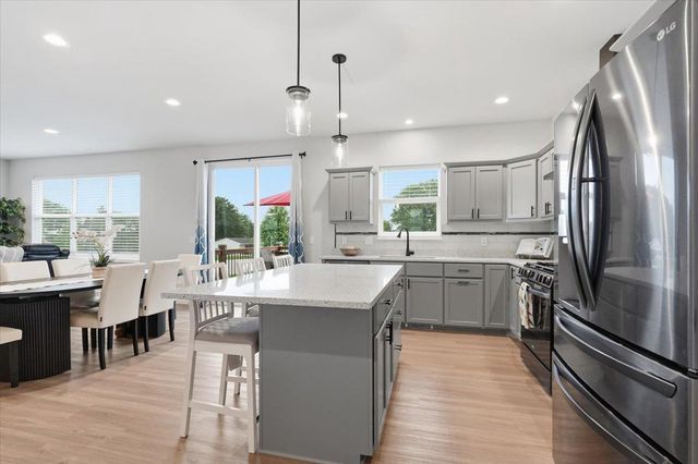 501 Fox Den Drive, Waunakee, WI 53597