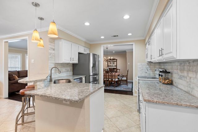 2230 Cedarbrush Drive, Carrollton, TX 75006